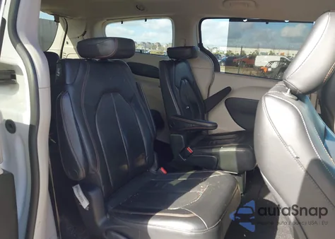 2020 Chrysler Pacifica Touring L z USA, uszkodzony, nr VIN 2C4RC1BG7LR113856